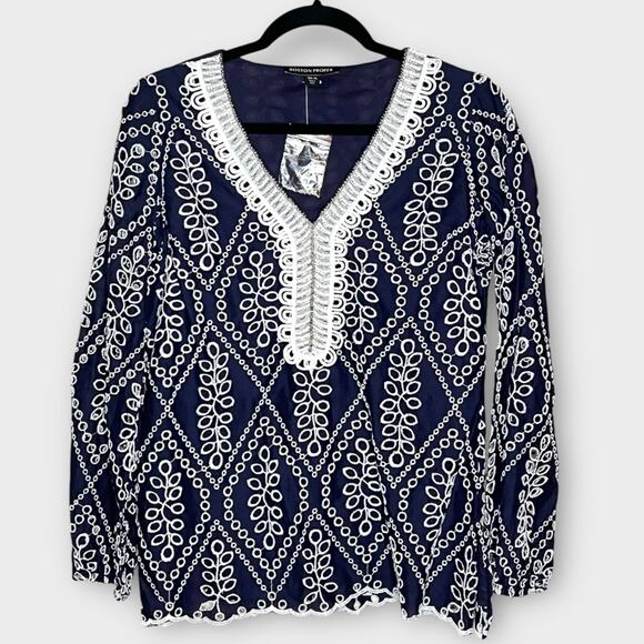 NWOT BOSTON PROPER Navy and White Eyelet Beaded Embellished Tunic Top Size XS - Picture 2 of 7